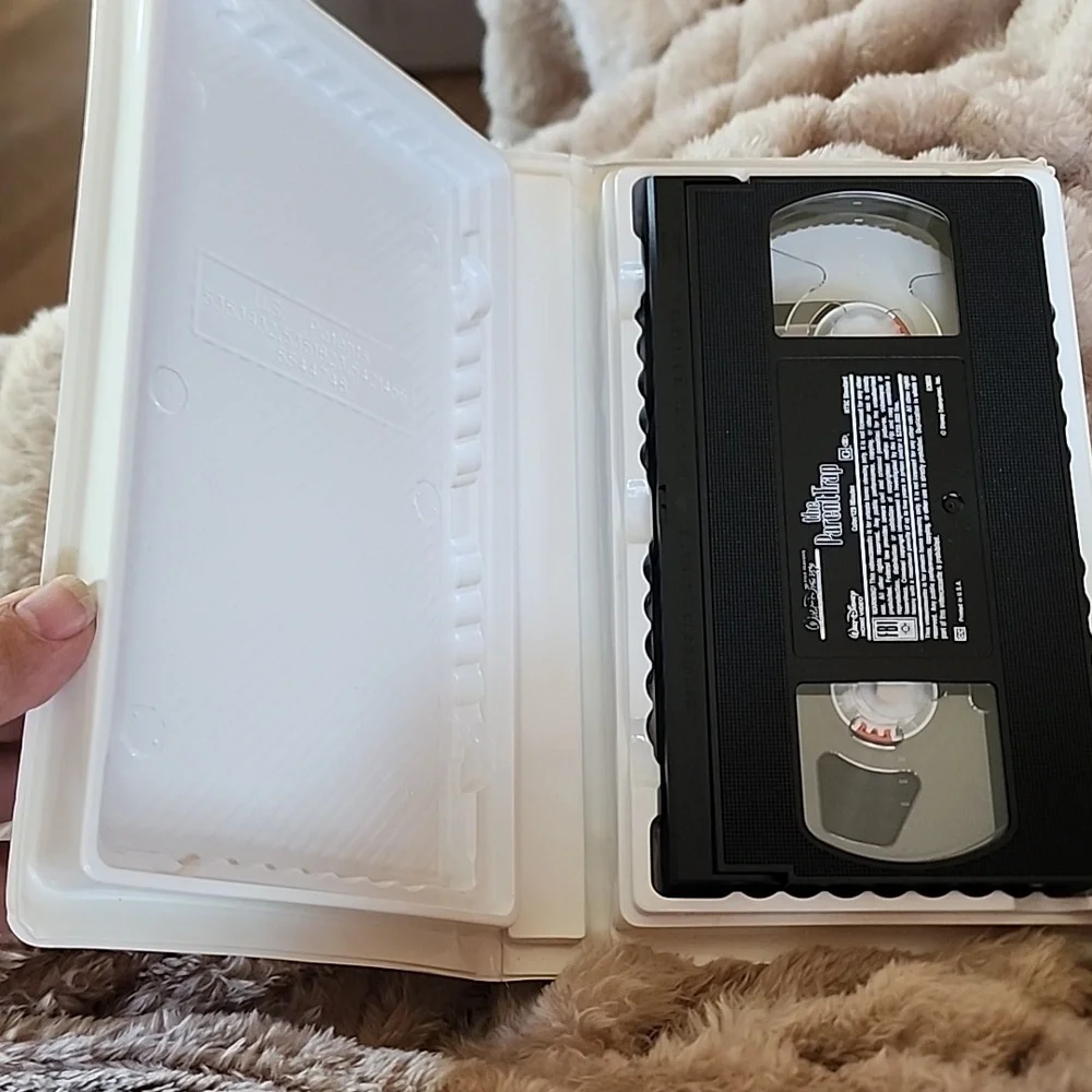 Vintage VHS The Parent Trap Hayley Mills Walt Disney Movie 1961